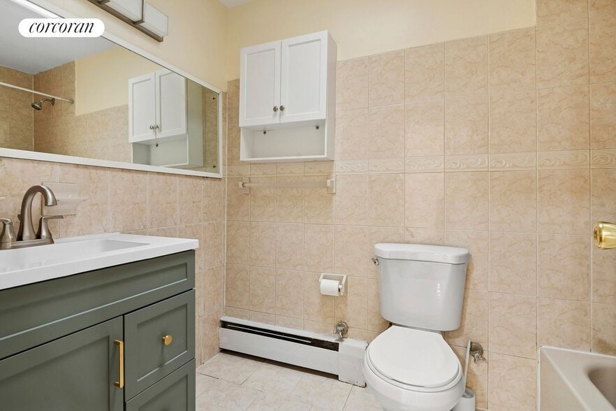 Building Photo - 1277 E 82nd St