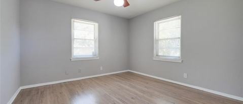 Building Photo - 2442 Oates Dr
