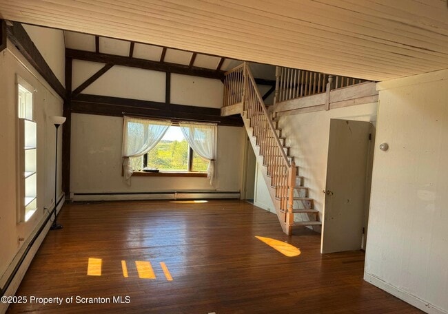 Building Photo - 394 Dennis Rd