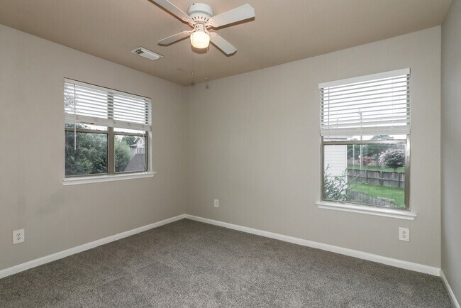 Building Photo - 6403 Misty Brook Bend Ct