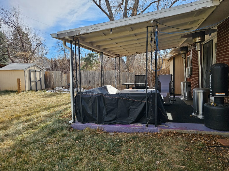 Building Photo - 880 35th St