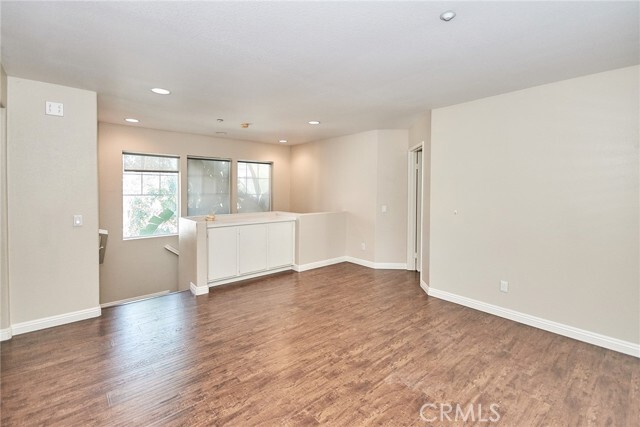 Building Photo - 75 Windward Way
