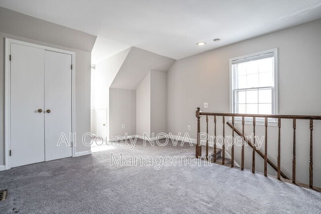 Building Photo - 1203 Michigan Ct