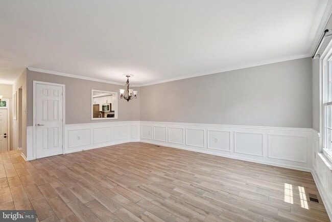 Building Photo - 523 Blacksburg Terrace NE