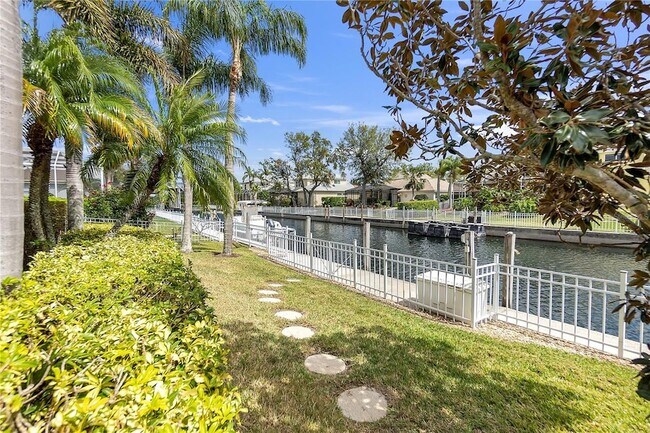 Building Photo - 4616 Blue Marlin Dr