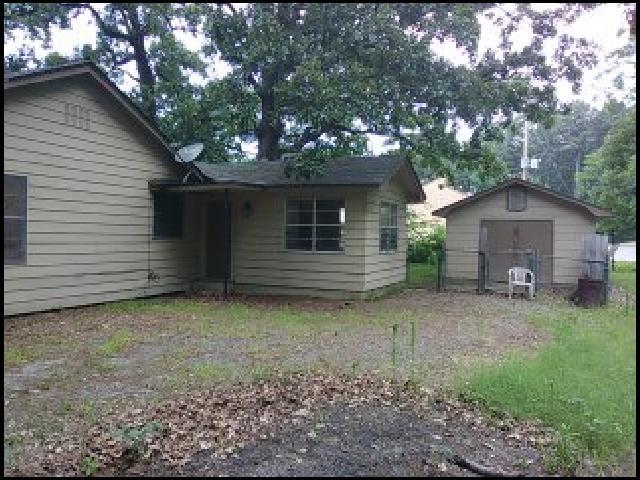 Building Photo - 5412 Young Rd