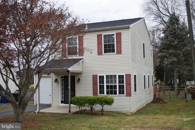 Building Photo - 3011 Roberts Rd