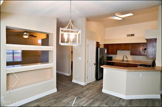 Building Photo - 3020 Tierra Mina Dr