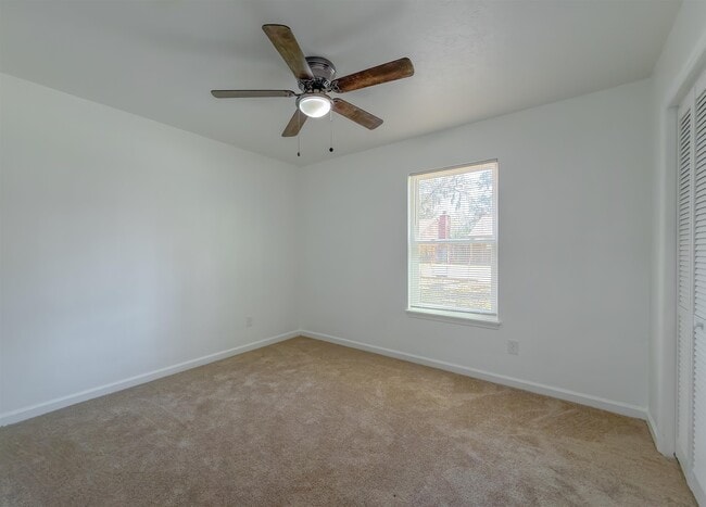 Building Photo - 3022 Homewood Pl