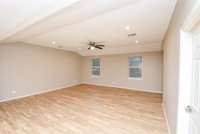 Building Photo - 15357 Ben Wiggins Rd