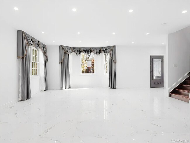 Building Photo - 56 Jackson Ave