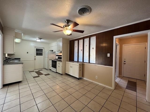 Building Photo - 407 Amhurst Dr