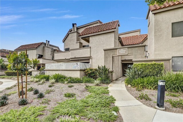 Building Photo - 28101 Montecito