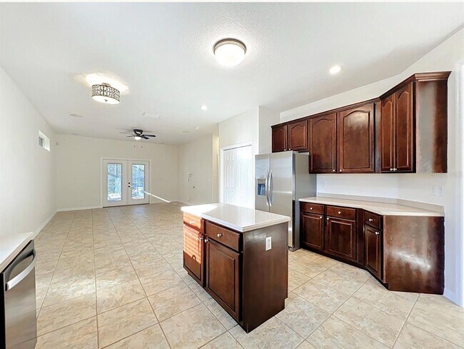 Building Photo - 10817 Masters Dr