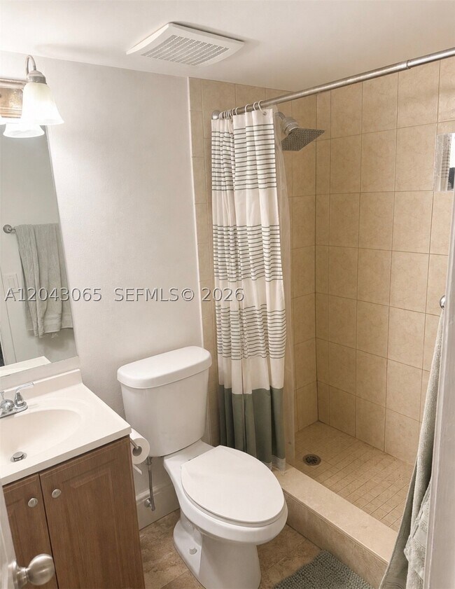 Building Photo - 8475 SW 156th Ct