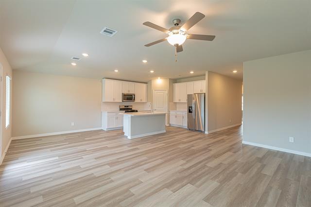 Building Photo - 2209 Dunbar Dr