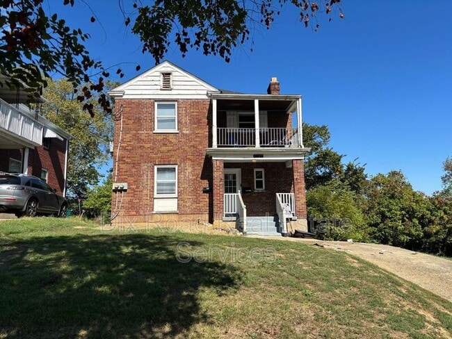 Primary Photo - 1740 Carrahen Ave