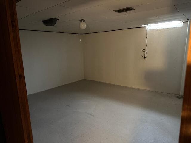 Building Photo - 18547 Hillcrest St