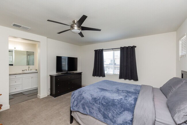 Building Photo - 4 Bed, 2.5 Bath - Lemon Grove Single Famil...