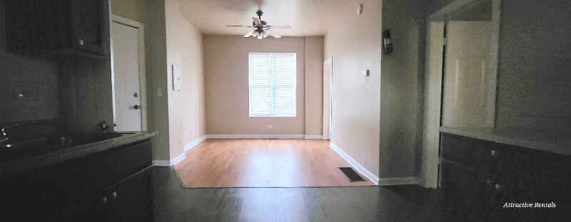 Primary Photo - 1024 W 64th St