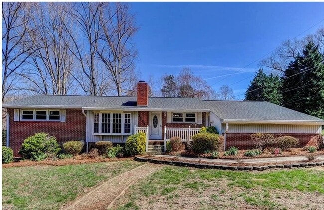 Primary Photo - 3867 Ebert Rd