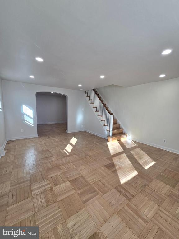 Building Photo - 6504 BRADFORD Ter