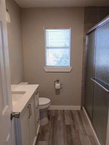 Building Photo - 319 W Clarendon Dr