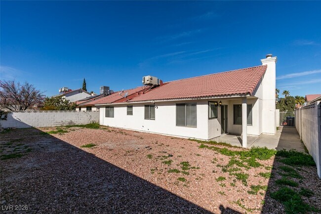 Building Photo - 6391 Chisos Dr