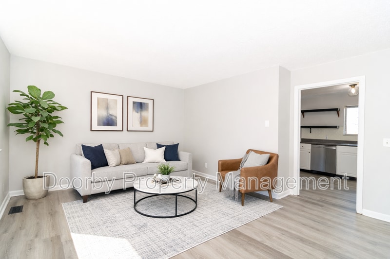 Building Photo - 2983 E Freedom Cir