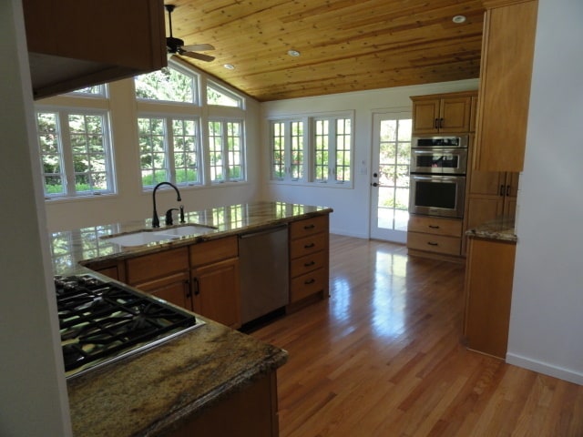 Building Photo - Carmel Valley Village Home