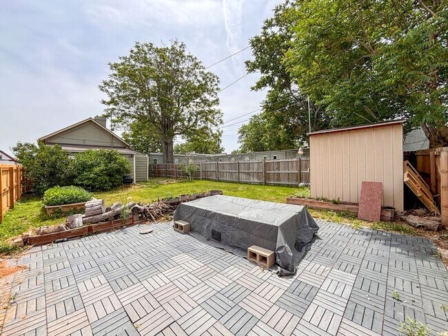 Building Photo - 3715 N Lafayette St