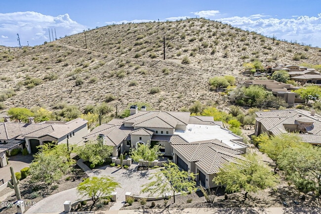 Building Photo - 12016 N Sunset Dr