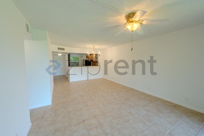 Building Photo - Unit C110