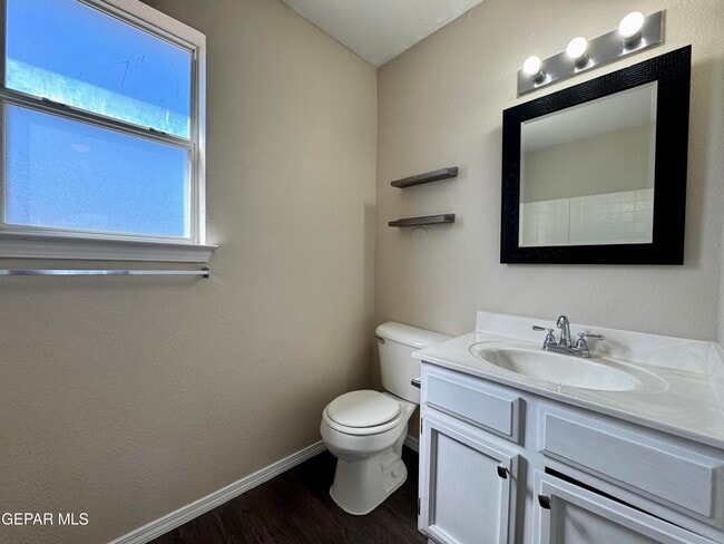 Building Photo - 12270 Tierra Bella Dr