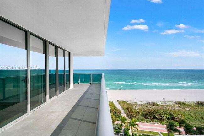 Building Photo - 5875 Collins Ave