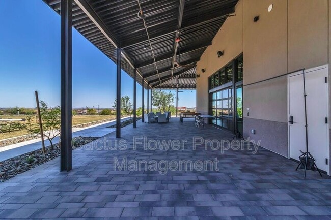 Building Photo - 13281 W Crimson Ter