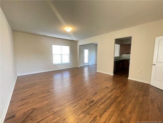 Building Photo - 1023 Saffron Lp