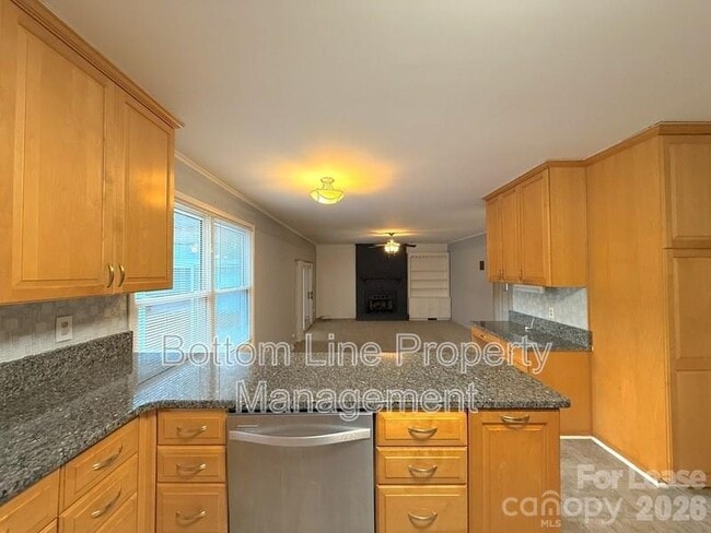 Building Photo - 9419 Brenda Ann Rd