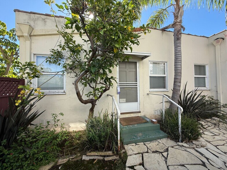 Building Photo - 1836 10th St