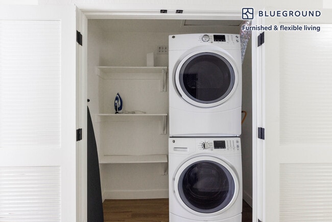 Building Photo - 20200 Lucille Ave