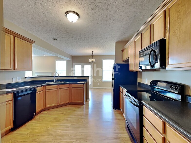 Building Photo - 3862 Dusty Sands Rd
