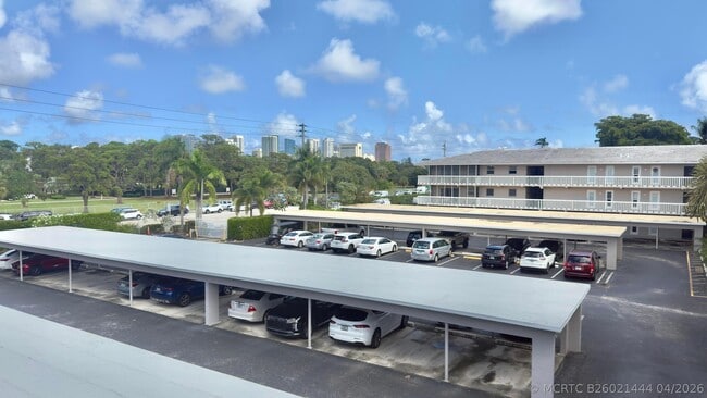 Building Photo - 1200 SW 12th Ct
