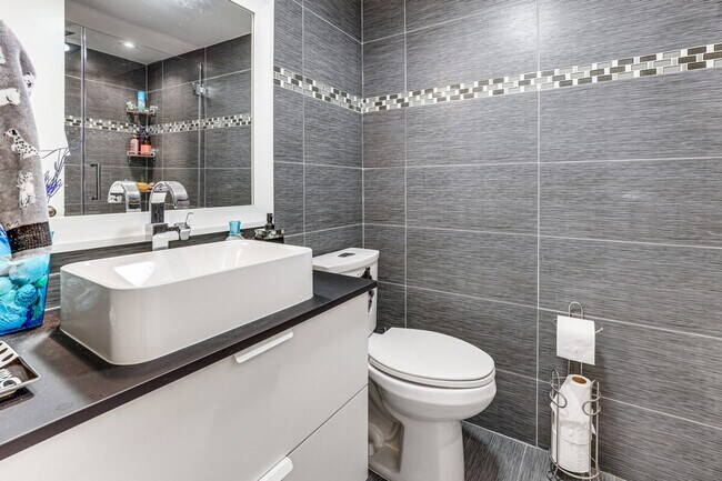 Building Photo - 2400 S Ocean Dr