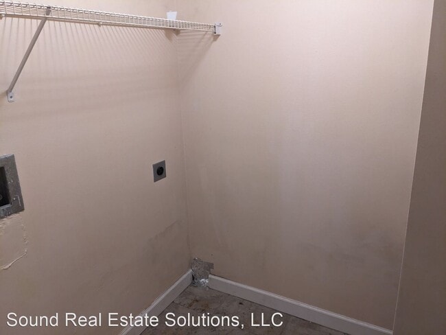 Building Photo - 2 br, 1.5 bath House - 1808 Shaylin Court