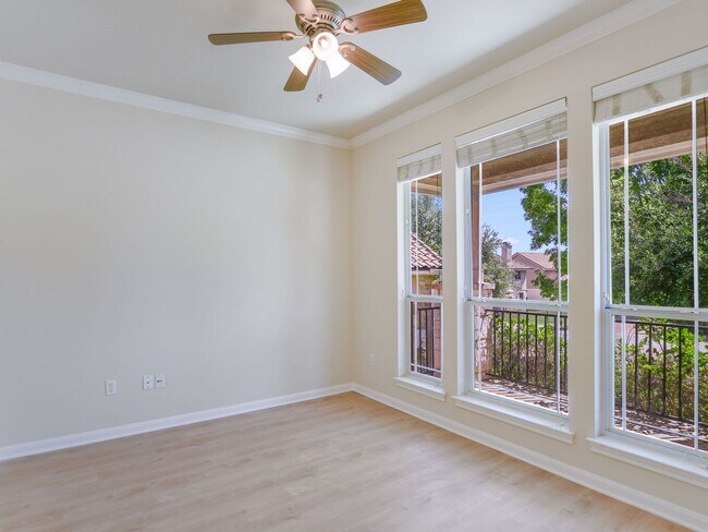 Building Photo - 3712 Broadwinged Hawk Cove