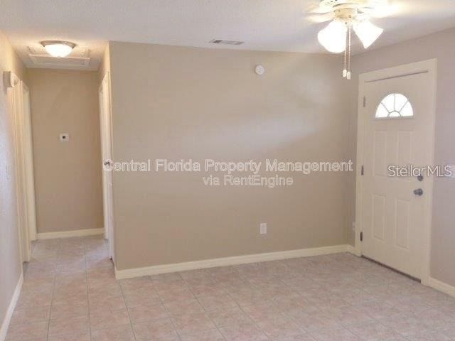Building Photo - 1330 W Fowler Dr
