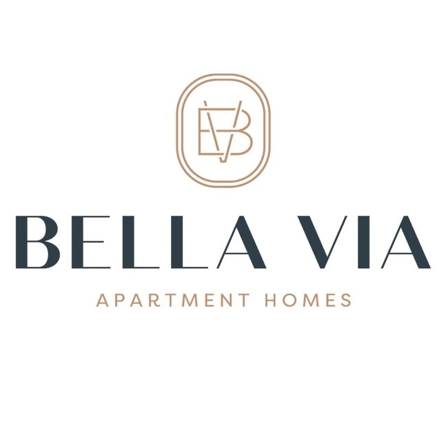 Building Photo - 390 Shady Ln Dr