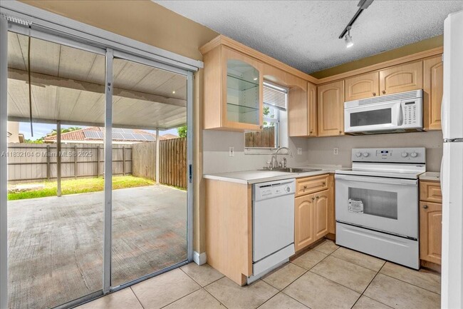 Building Photo - 21462 SW 88th Pl
