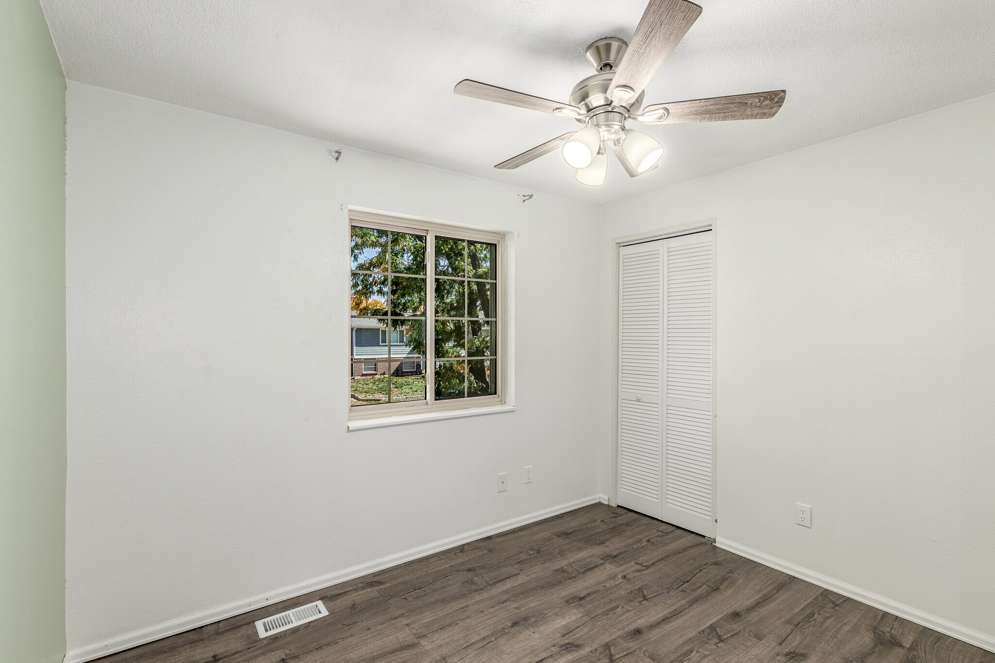 Building Photo - 1549 S Evanston St