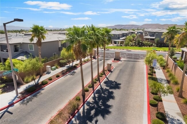 Building Photo - 10784 Glowing Dawn Ave